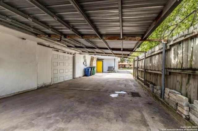463 Sprucewood, San Antonio, TX 78216