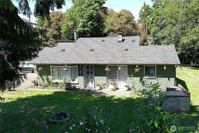 10433 1st Avenue SW, Burien, WA 98146