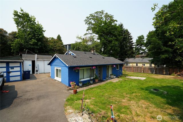 10433 1st Avenue SW, Burien, WA 98146