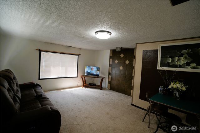 10433 1st Avenue SW, Burien, WA 98146