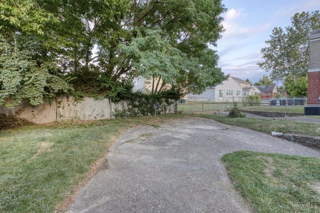 5454 Newfield Avenue, Cincinnati, OH 45237