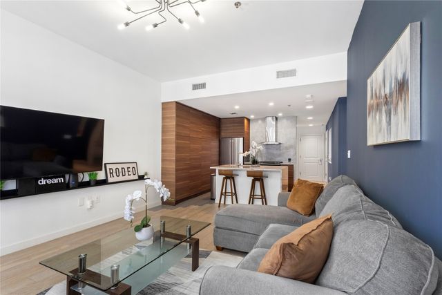 1200 Main Street 1607, Dallas, TX 75202