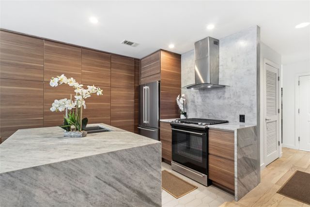 1200 Main Street 1607, Dallas, TX 75202