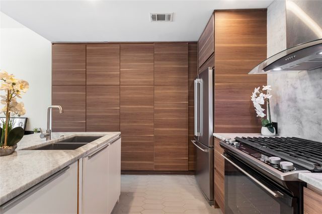 1200 Main Street 1607, Dallas, TX 75202