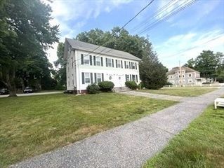 25 Courtland Street 2-R, Middleboro, MA 02346