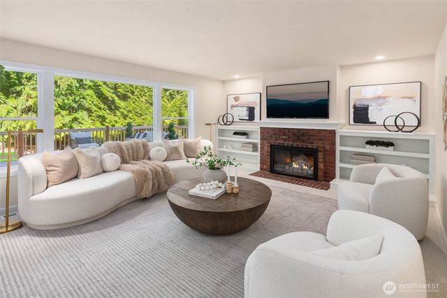 7229 245th Way NE, Redmond, WA 98053