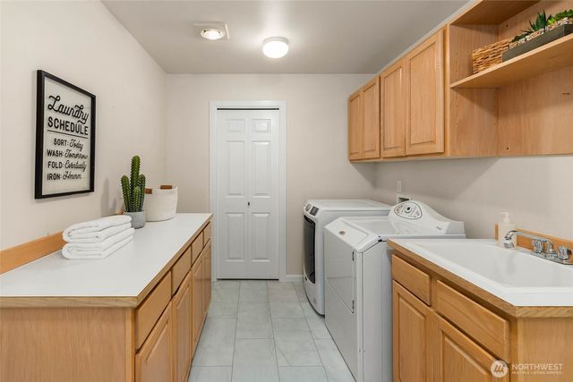 7229 245th Way NE, Redmond, WA 98053