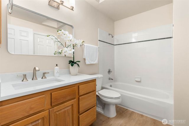 7229 245th Way NE, Redmond, WA 98053