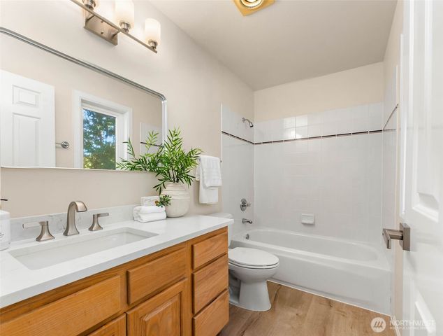7229 245th Way NE, Redmond, WA 98053