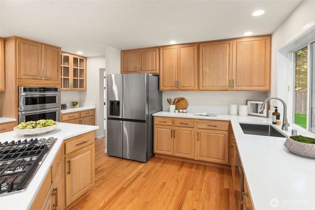7229 245th Way NE, Redmond, WA 98053