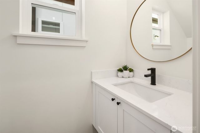 9004 5th Avenue S, Seattle, WA 98108