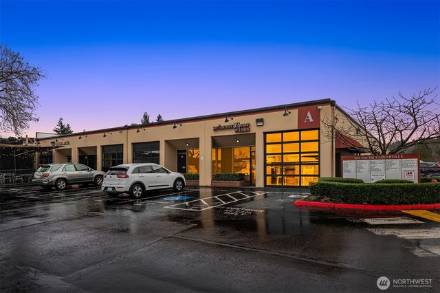9004 5th Avenue S, Seattle, WA 98108