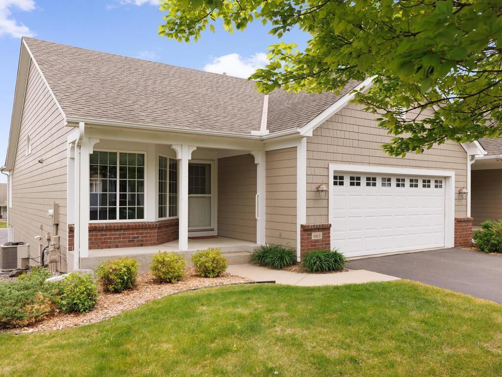 663 Regent Lane, Waconia, MN 55387