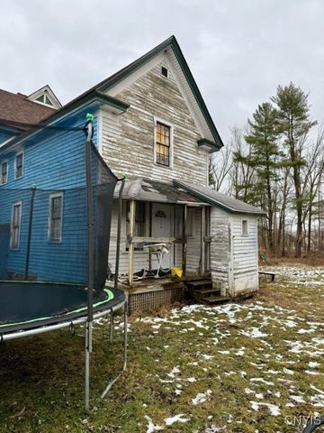 1161 Lake Road, Oneida-outside, NY 13421