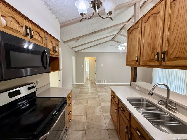 4214 Eagle Nest, San Antonio, TX 78233
