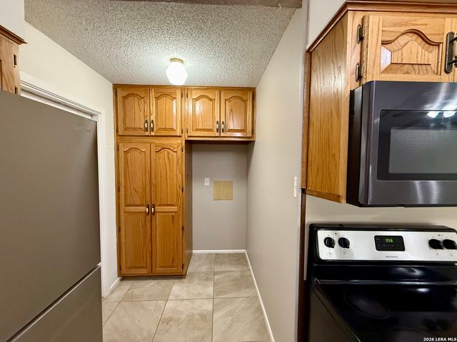 4214 Eagle Nest, San Antonio, TX 78233