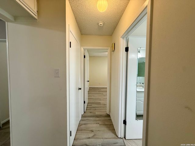 4214 Eagle Nest, San Antonio, TX 78233