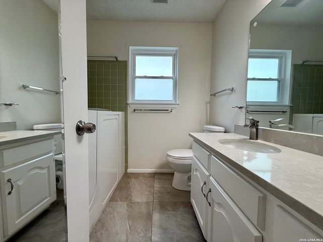 4214 Eagle Nest, San Antonio, TX 78233