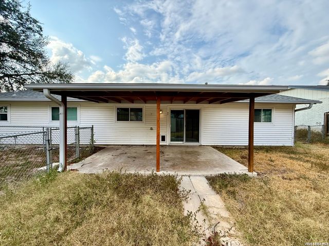 4214 Eagle Nest, San Antonio, TX 78233