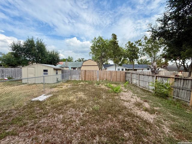 4214 Eagle Nest, San Antonio, TX 78233