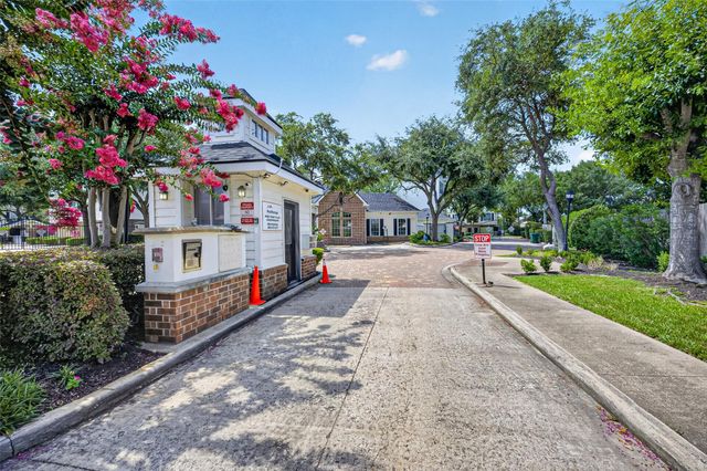 9200 Westheimer Road 1102, Houston, TX 77063