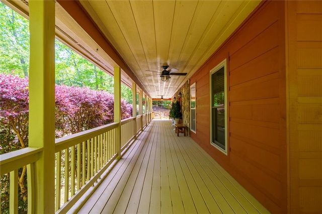 789 Gateway Drive, Ellijay, GA 30540