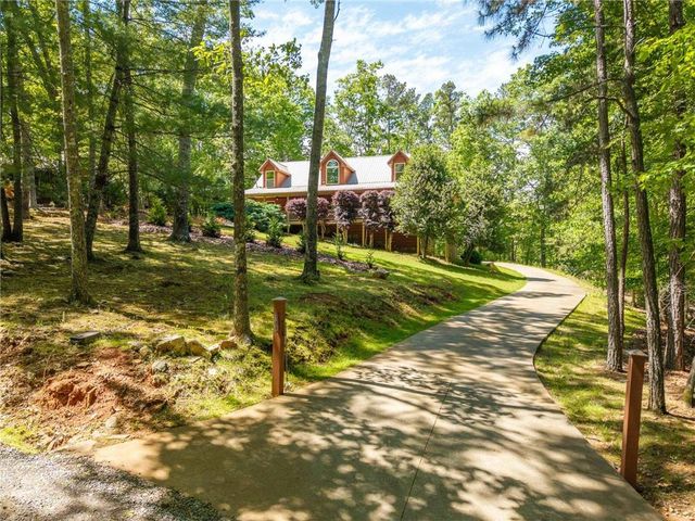 789 Gateway Drive, Ellijay, GA 30540