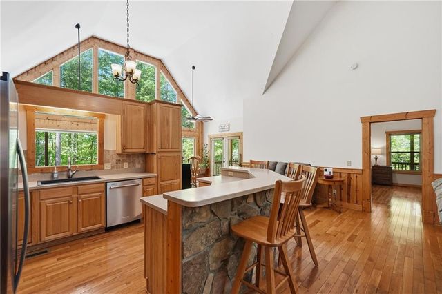 789 Gateway Drive, Ellijay, GA 30540