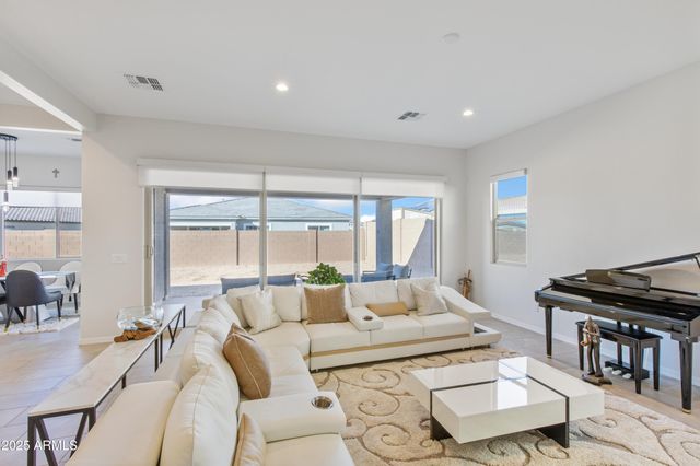 24006 N 171ST Drive, Surprise, AZ 85387