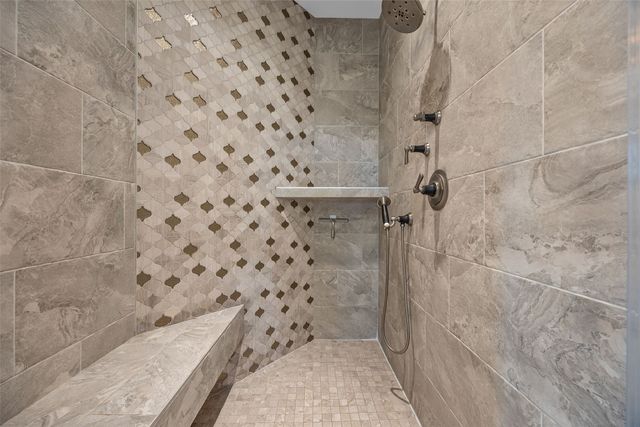 3003 Cedar River Court NE, Cedar Rapids, IA 52411
