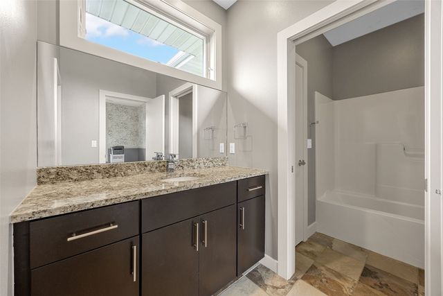 3003 Cedar River Court NE, Cedar Rapids, IA 52411