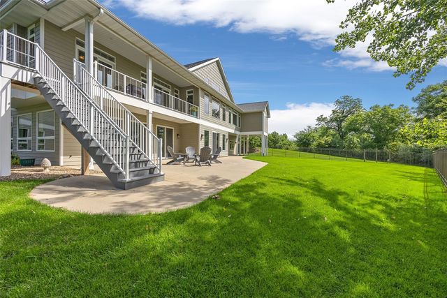 3003 Cedar River Court NE, Cedar Rapids, IA 52411