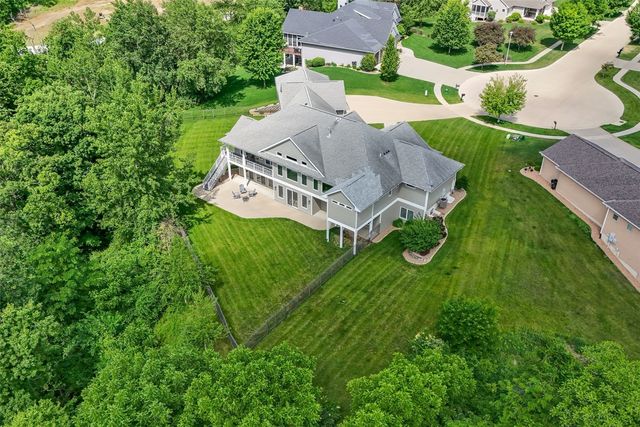 3003 Cedar River Court NE, Cedar Rapids, IA 52411