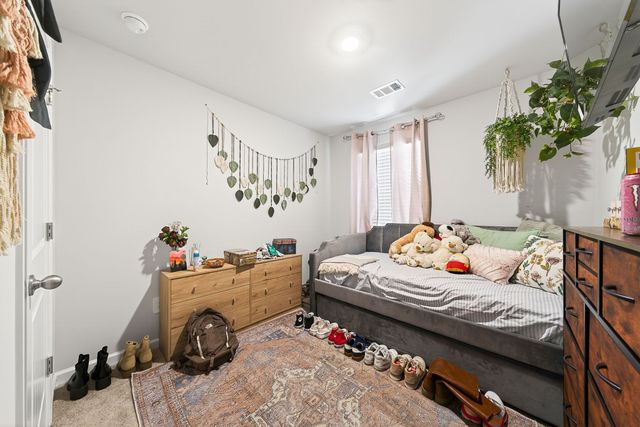 181 Dale Mires Ln, Baxter, TN 38544