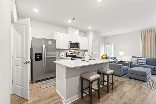 181 Dale Mires Ln, Baxter, TN 38544