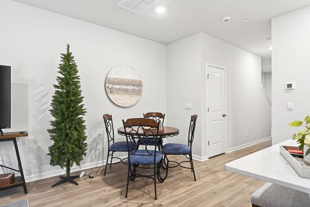 181 Dale Mires Ln, Baxter, TN 38544