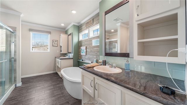 115 Cedar, Somerville, TX 77879