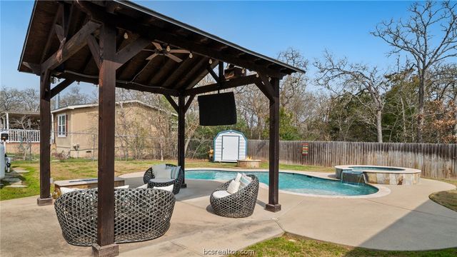 115 Cedar, Somerville, TX 77879