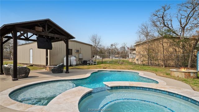 115 Cedar, Somerville, TX 77879