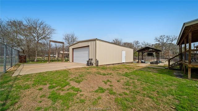115 Cedar, Somerville, TX 77879