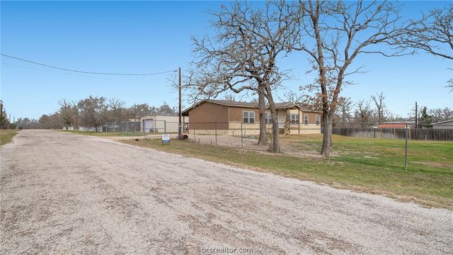 115 Cedar, Somerville, TX 77879