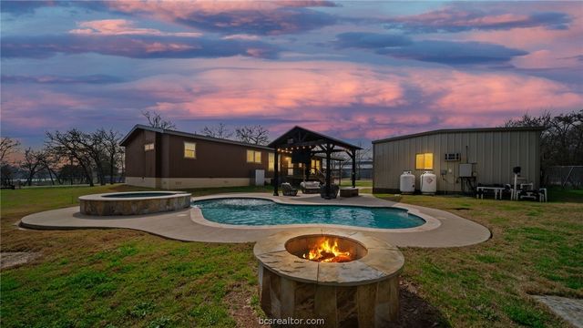 115 Cedar, Somerville, TX 77879