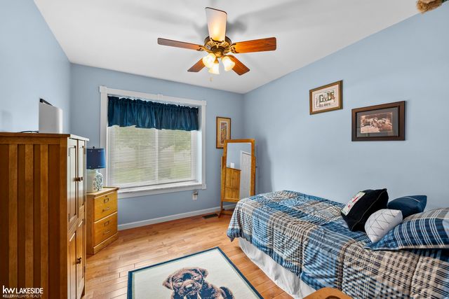 38924 E Windmill Pointe Drive, Clinton Township, MI 48038