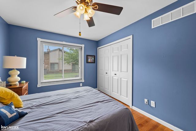 38924 E Windmill Pointe Drive, Clinton Township, MI 48038