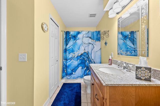 38924 E Windmill Pointe Drive, Clinton Township, MI 48038