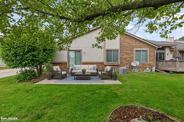 38924 E Windmill Pointe Drive, Clinton Township, MI 48038