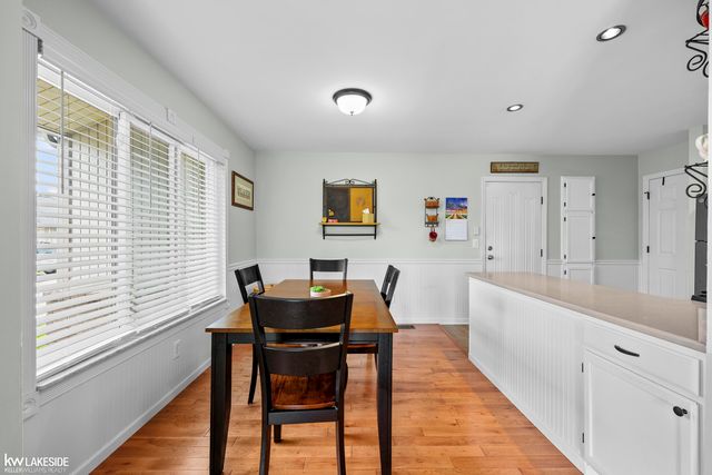 38924 E Windmill Pointe Drive, Clinton Township, MI 48038