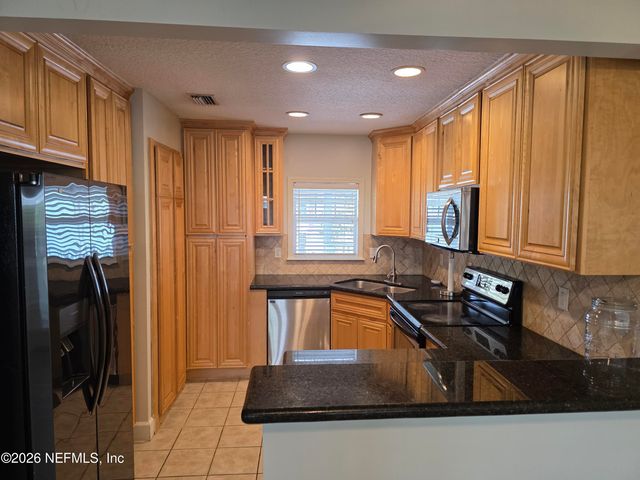 3434 BLANDING Boulevard 212, Jacksonville, FL 32210