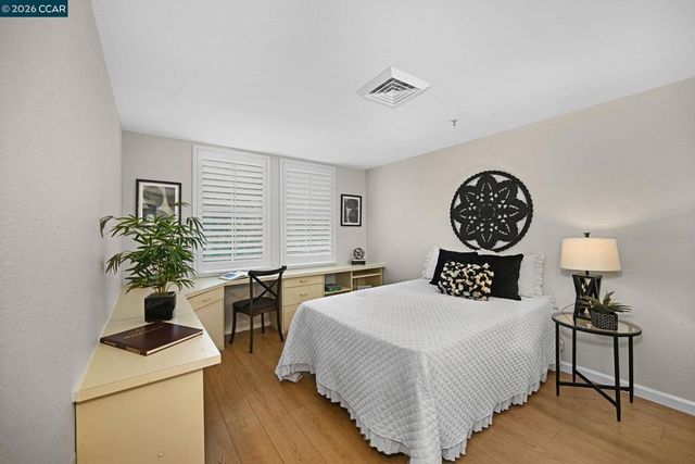 1840 Tice Creek Dr 2236, Walnut Creek, CA 94595