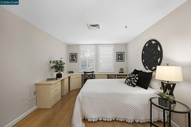 1840 Tice Creek Dr 2236, Walnut Creek, CA 94595